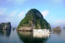 DSC_0074 - Navigazione ad Ha Long, mattina presto.JPG