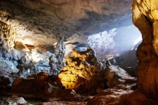 DSC_0123 - Grotte di Hang Sung Sot.JPG
